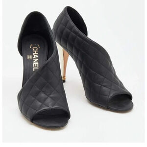 Chanel Quilted Leather D'Orsay Peep-Toe Pumps with Gold-Tone Heels Black EU 41